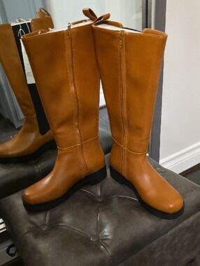 Women's Tall Pull-On Riding Boots in Tan Leather